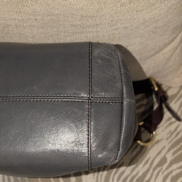 HOBO Grey Leather With Dark Brown Shoulder Strap - Nwot - Picture 10 of 14